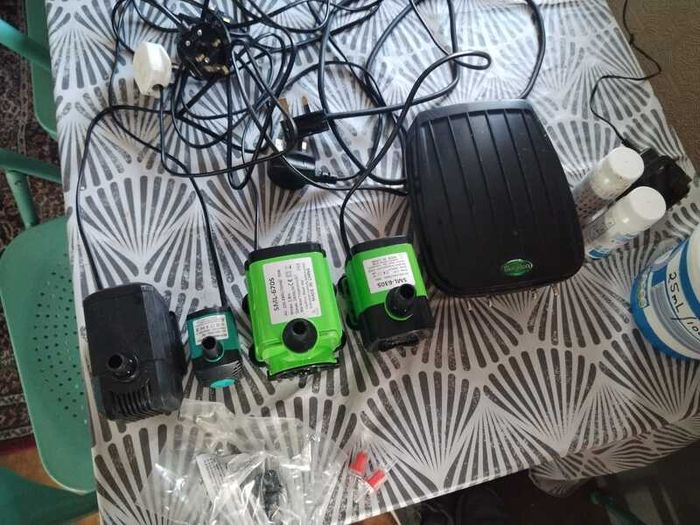 Aquarium 4 way Air Pump and Water Pumps