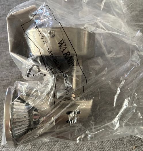 Surface mount adjustable GU10 spot light