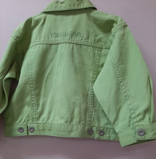 new childs jacket tag attached