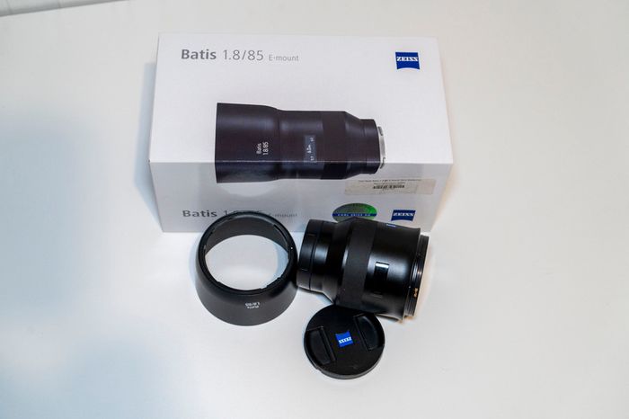 ZEISS Batis 1.8/85 Full-frame Sony E-mount with B+W F Pro UV Filter