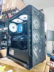 Custom Gaming PC Ryzen 7/32gb Ram/Radeon RX 5700 XT/1tb Ssd