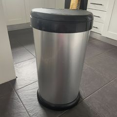 kitchen bin