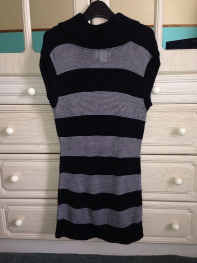 Knitted dress
