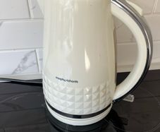 morphy richards kettle