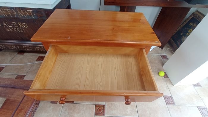 wooden chest of drawers