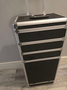 make up carrier