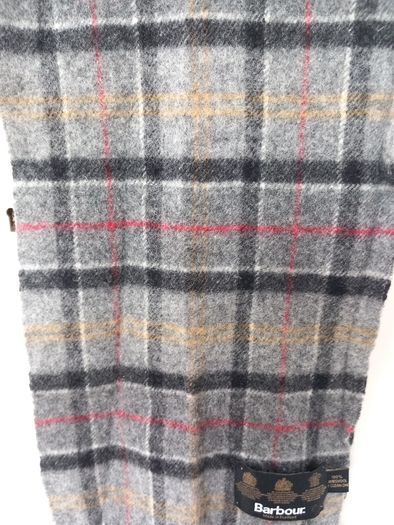 Barbour Grey 100% Wool Lambswool Scarf.