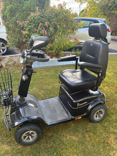 Mobility Scooter Rascal Pioneer