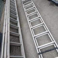 Roof Ladder