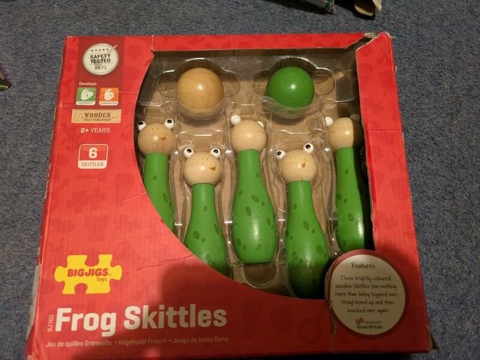 Toys and jigsaws