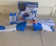 Teksta Micro-Pet Adventure Park
