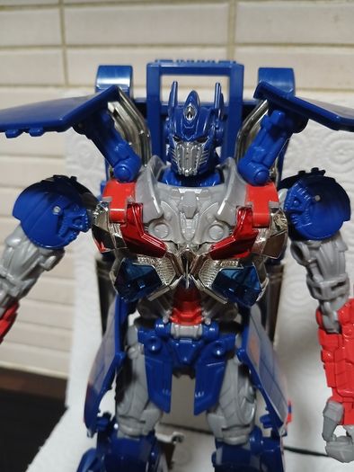 Transformer Optimus Prime