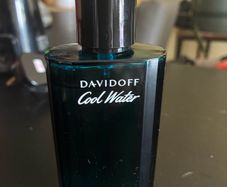 Mens cologne