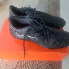Mens brand new football boots