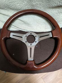 Steering wheel
