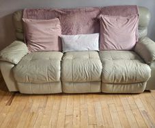 Cream leather 3+2+1 reclining suite