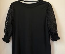 Beautiful Black Top With Lace Detail Sleeves Size S!