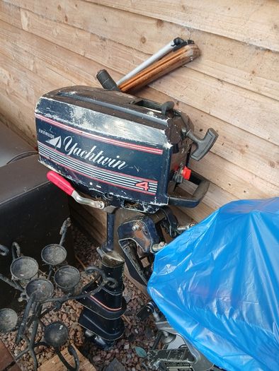 Evinrude Yachtwin 4HP 2-Stroke Long Shaft Outboard