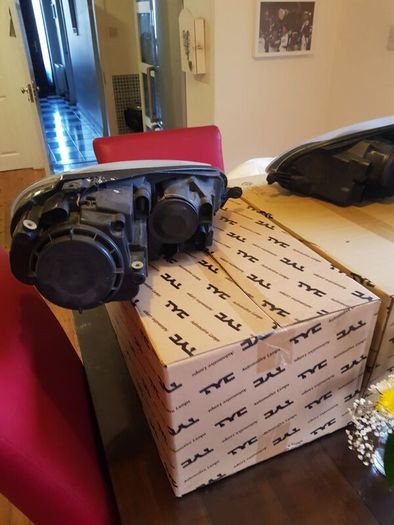OEM VW Golf 5 Headlights