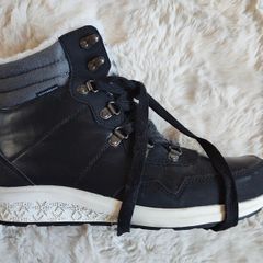 Esmara Winter boots size 7.5