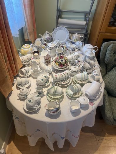Coffee sets and glasses