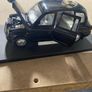 London Taxi - Diecast metal Model car. 1:18 Image 3
