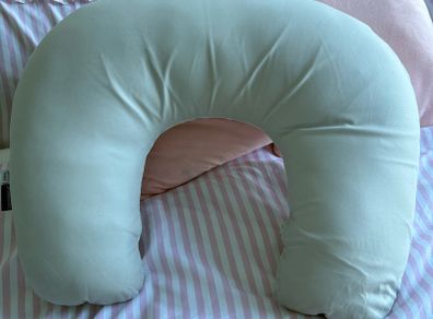 Feeding pillow