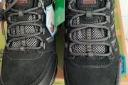 New runners waterproof in box