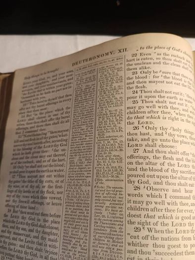 1846 Rare Miniature Quarto Bible