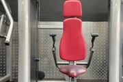 Tricep Dip Machine