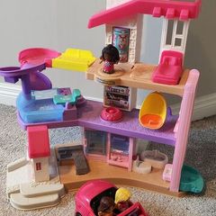 Little People Barbie House + Car