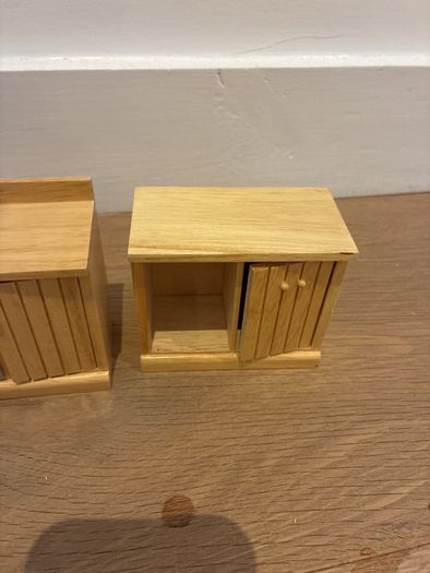 wooden dolls house furniture