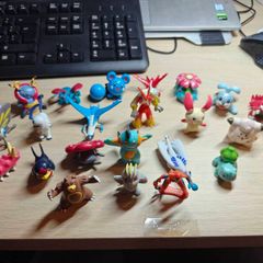 Pokemon Nintendo/Tommy/Bandai vintage figures