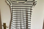 [Clothes for adults] Brand new with tag short sleeved tunic by Esmara (Lidl brand) - size Small/Medium