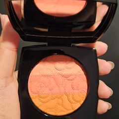 Limted Edition Chanel Camelia Futura Powder Blush Trio