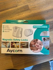 Aycorn Magnetic Safety Locks 10 Locks 2 Keys New