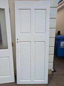 6 x Solid Wood White Doors