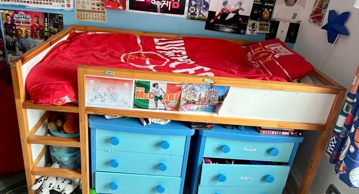 childs bed