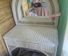 desk vanity table