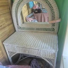 desk vanity table