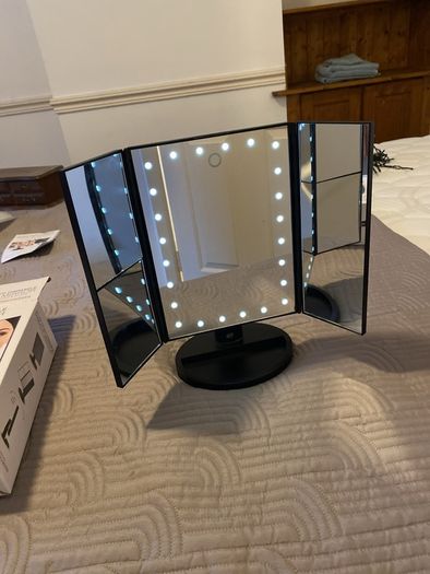 24 LED Make-Up Mirror