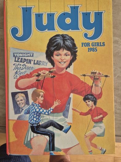 Book Annuals Plus