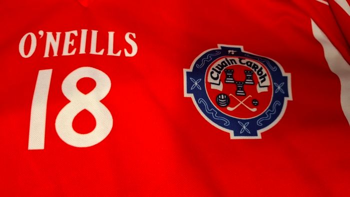(Tight Fit) Clontarf GAA O'Neills Gaelic Football Jersey (Adult Large) FREE POST