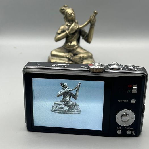 Panasonic Lumix DMC-TZ18 14.1MP Digital Camera Black - Full Kit
