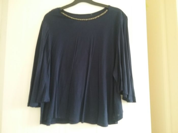 Ladies Tops Size10
