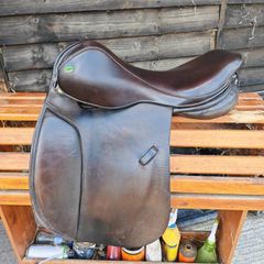 Silhouette Show Saddleb