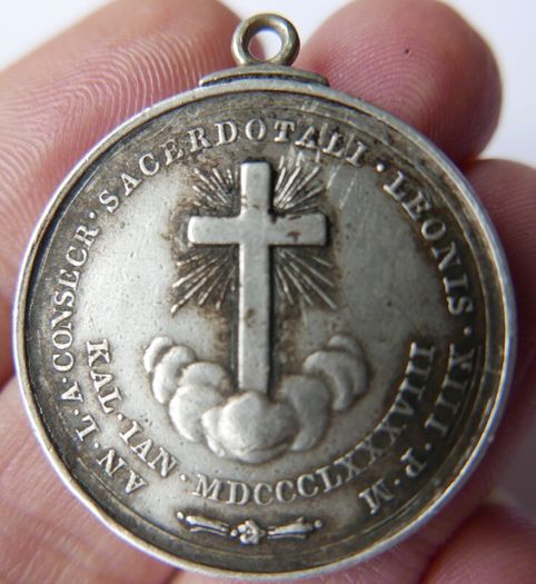 Antique 1888 Papal States Sterling Silver Medal. Pope Leo XIII. 50th Episcopal Preisthood. 11,1g