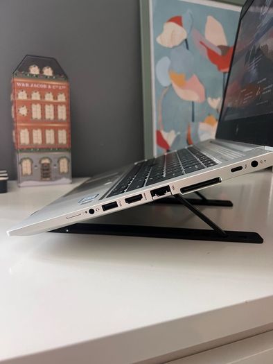 laptop stand