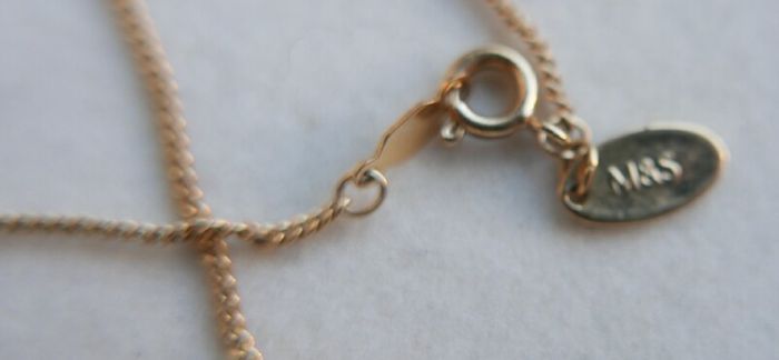 Beautiful Gold Plated Oval Solitaire Pendant Necklace with Chain  Stone Cubic Zirconia Gold, length 18"