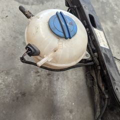 VW transporter coolant tank